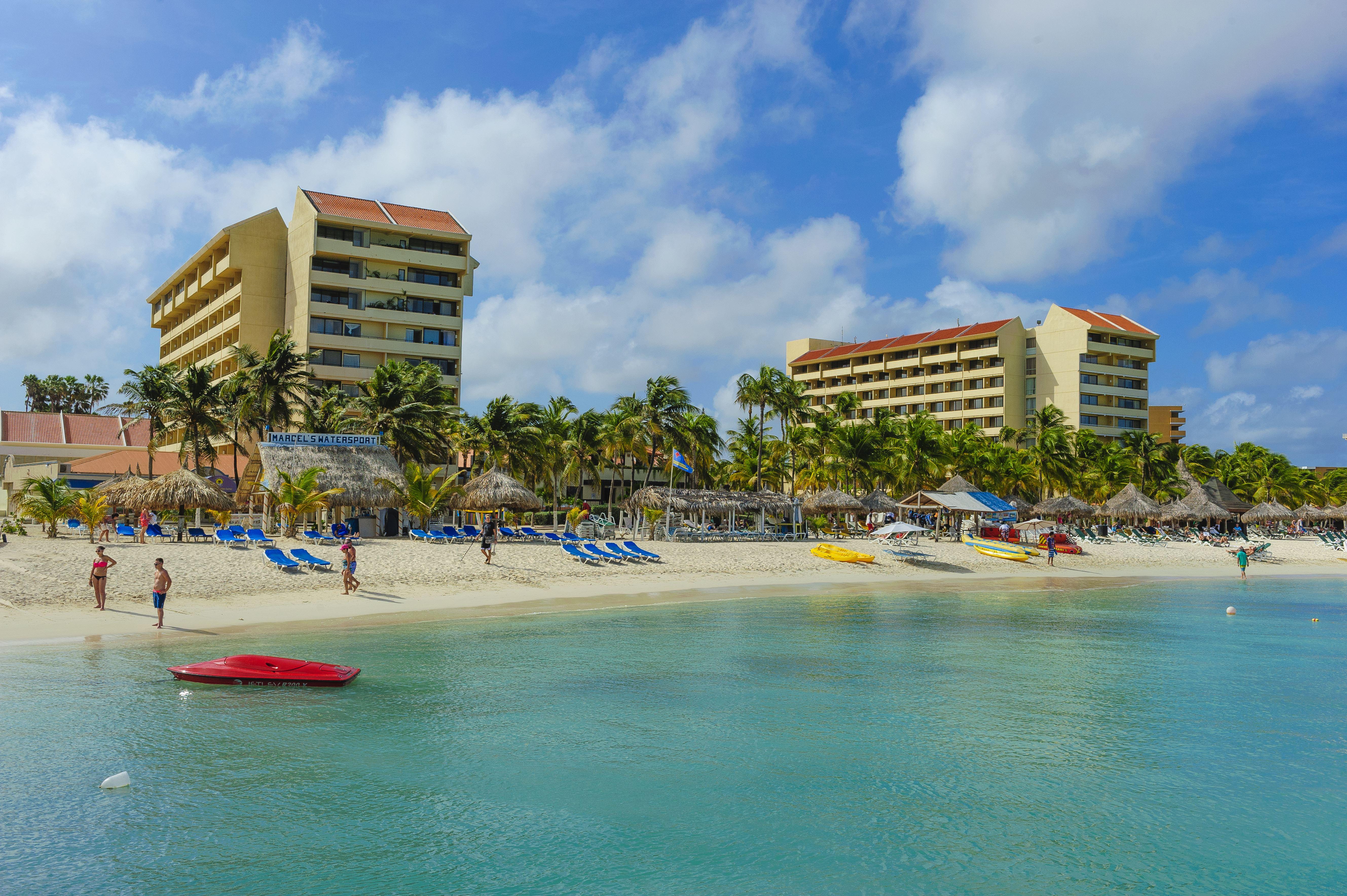 Hotel Barcelo Aruba Palm Beach Exterior foto